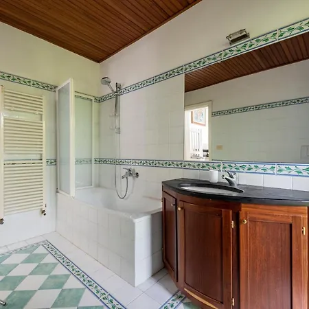 Lägenhet Renetta With Swimming Pool And Jacuzzi And Parking *
