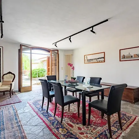 Lägenhet Renetta With Swimming Pool And Jacuzzi And Parking *