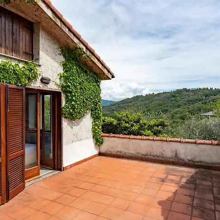 Lägenhet Renetta With Swimming Pool And Jacuzzi And Parking Rapallo